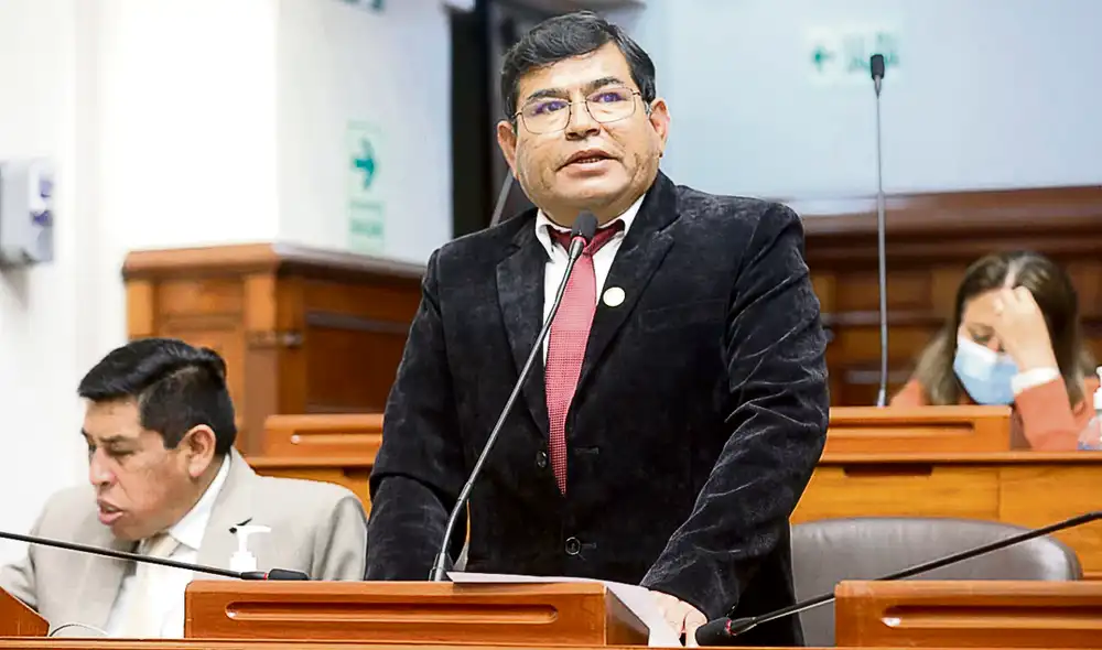 Pereció. Fernando Herrera era representante de los maestros. Foto: difusión