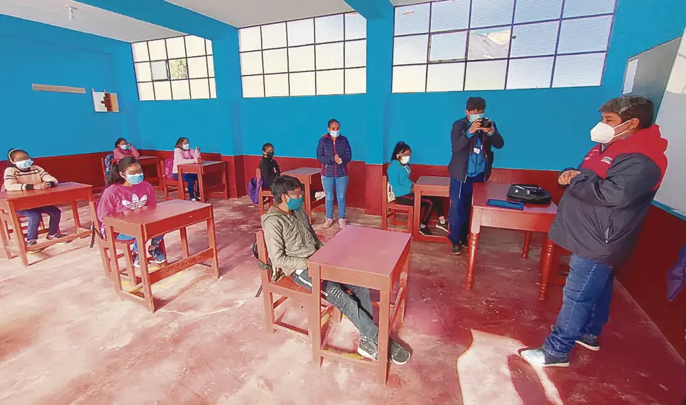 Poco avance. Hasta este mes, las escuelas con algún grado de semipresencialidad representan el 8% del total. Urge avanzar. Foto: difusión