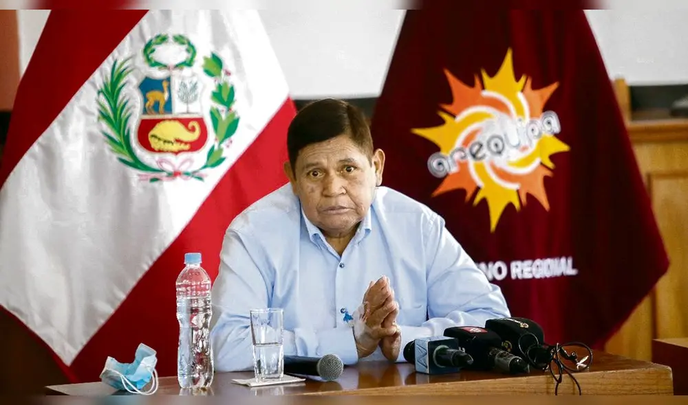 Temporal. Gutiérrez ayer sostuvo una reunión con los gerentes del gobierno regional. Les pidió que sigan trabajando. Foto: Rodrigo Talavera/La República