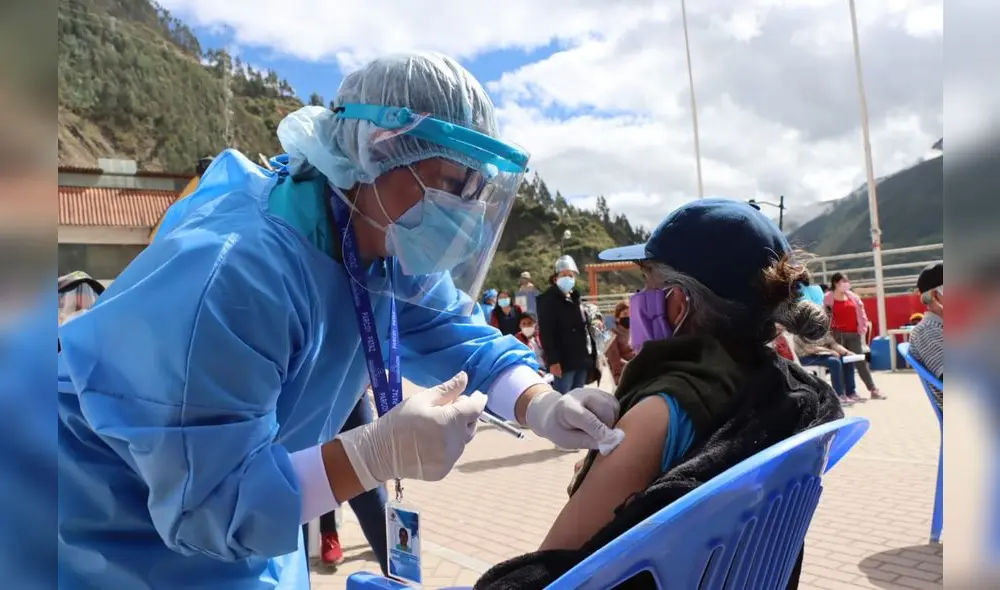 Se busca vacunar 85% de población para tener inmunidad de rebaño. Foto: difusión