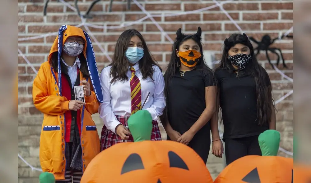 Es el segundo Halloween en el marco de la pandemia por la COVID-19. Foto: AFP Es el segundo Halloween en el marco de la pandemia por la COVID-19. Foto: AFP