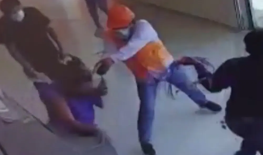 Sicario se hizo pasar por obrero para ingresar al local. Foto: captura de América Noticias