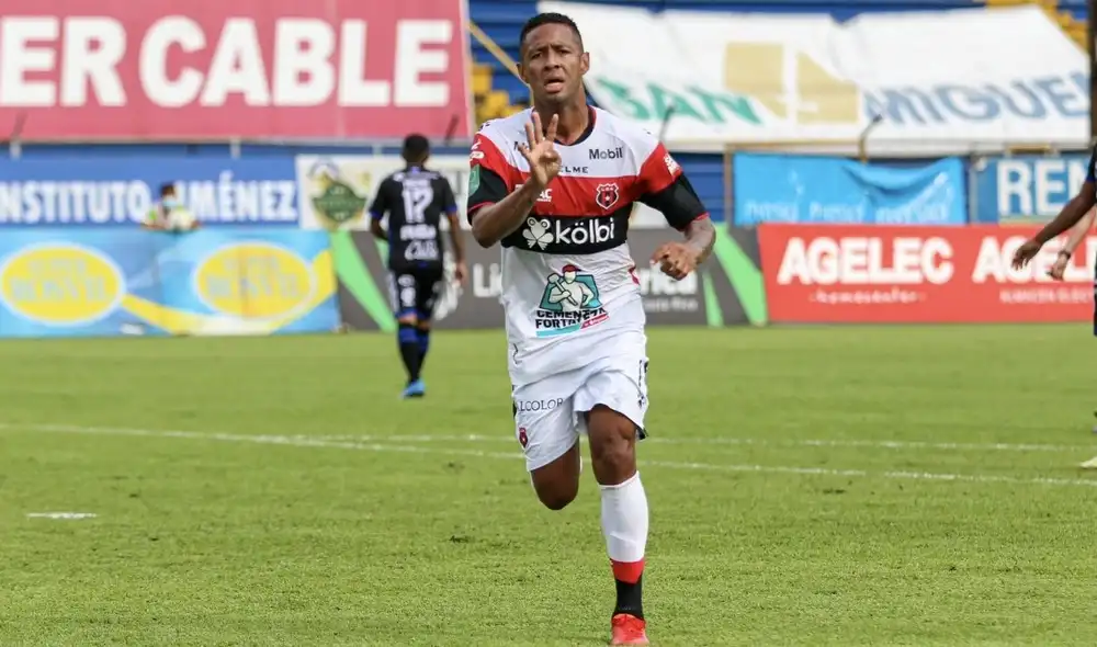 Alajuelense vence 2-1 al Municipal Grecia. Foto: twitter Alajuelense.