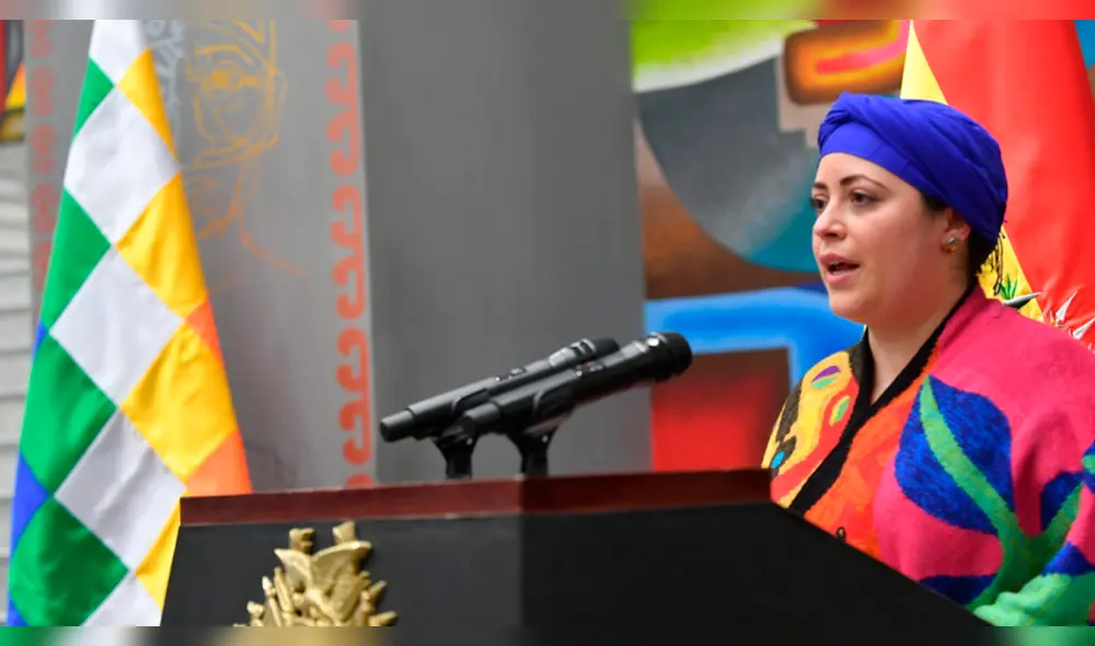 María Nela Prada, Ministra de la Presidencia de Bolivia, señala que el embarazo de una menor es considerado una tortura. Foto: IP Bolivia María Nela Prada, Ministra de la Presidencia de Bolivia, señala que el embarazo de una menor es considerado una tortura. Foto: IP Bolivia