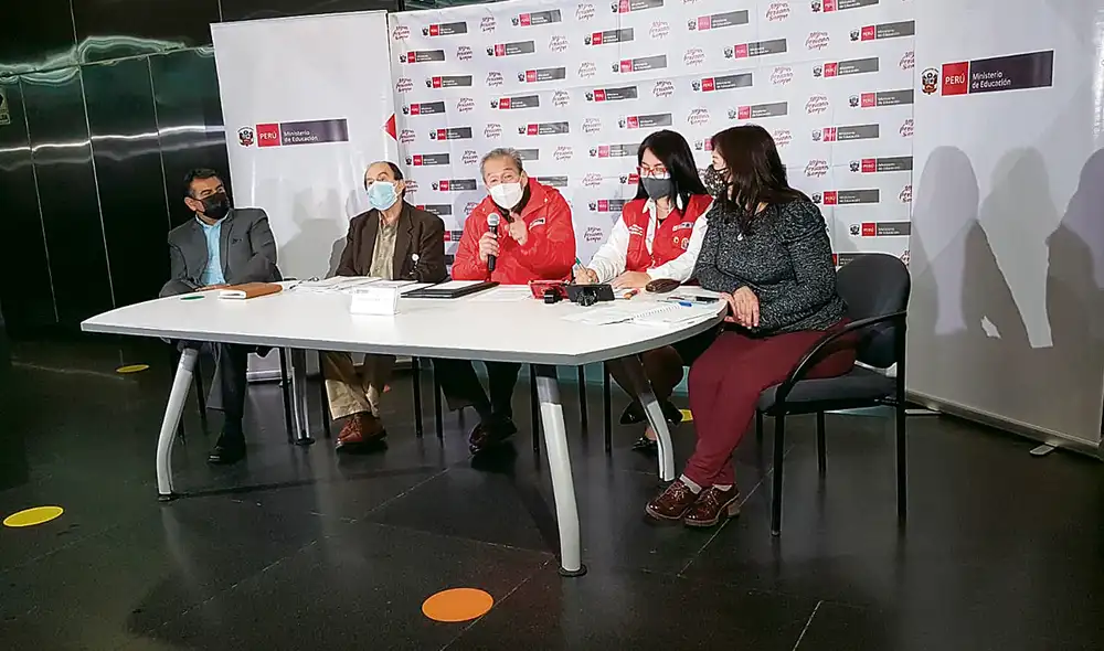 Sin detalles. En su primera conferencia de prensa, Gallardo no fue claro sobre varios temas. Foto: difusión. Sin detalles. En su primera conferencia de prensa, Gallardo no fue claro sobre varios temas. Foto: difusión.