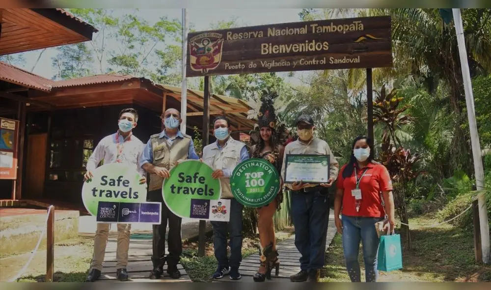 Mincetur entrega diploma de reconocimiento a la Reserva Nacional de Tambopata. Foto: Gore Madre de Dios.