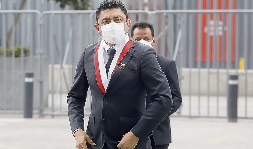 Congresista Bermejo recordó que el Estado peruano hace negocios con empresas estatales de todo el mundo. Foto: La República