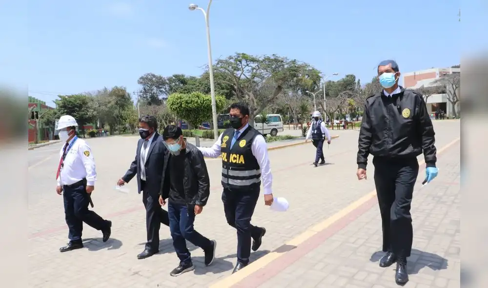 Robinson Llauricaza es llevado al Complejo Policial de San Andrés. Foto: UNT