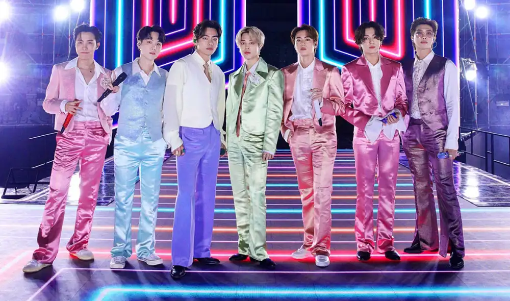 J-Hope, Suga, V, Jimin, Jin, Jungkook y RM en su presentación en los AMAs 2021 desde Corea. Foto: AMAs J-Hope, Suga, V, Jimin, Jin, Jungkook y RM en su presentación en los AMAs 2021 desde Corea. Foto: AMAs