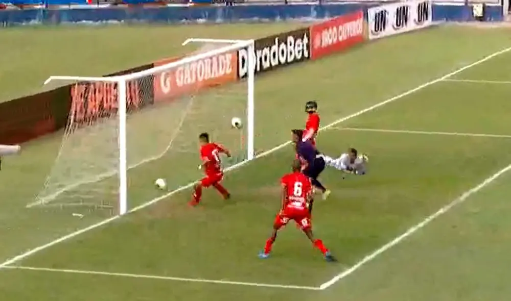 Cienciano y Alianza Lima se enfrentan en el Estadio Iván Elías Moreno. Foto: captura Gol Perú