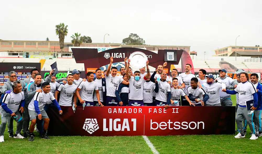 Alianza Lima jugará ante Sporting Cristal la final de la liga nacional. Foto: Liga De Fútbol Profesional