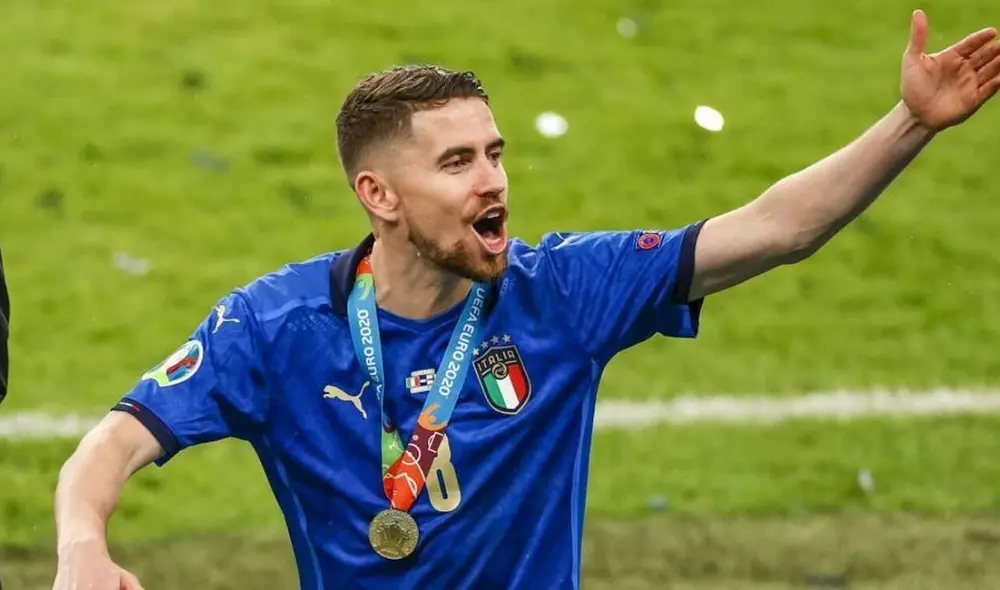 Jorginho fue elegido como el jugador del año por la UEFA. Foto: Cope Jorginho fue elegido como el jugador del año por la UEFA. Foto: Cope