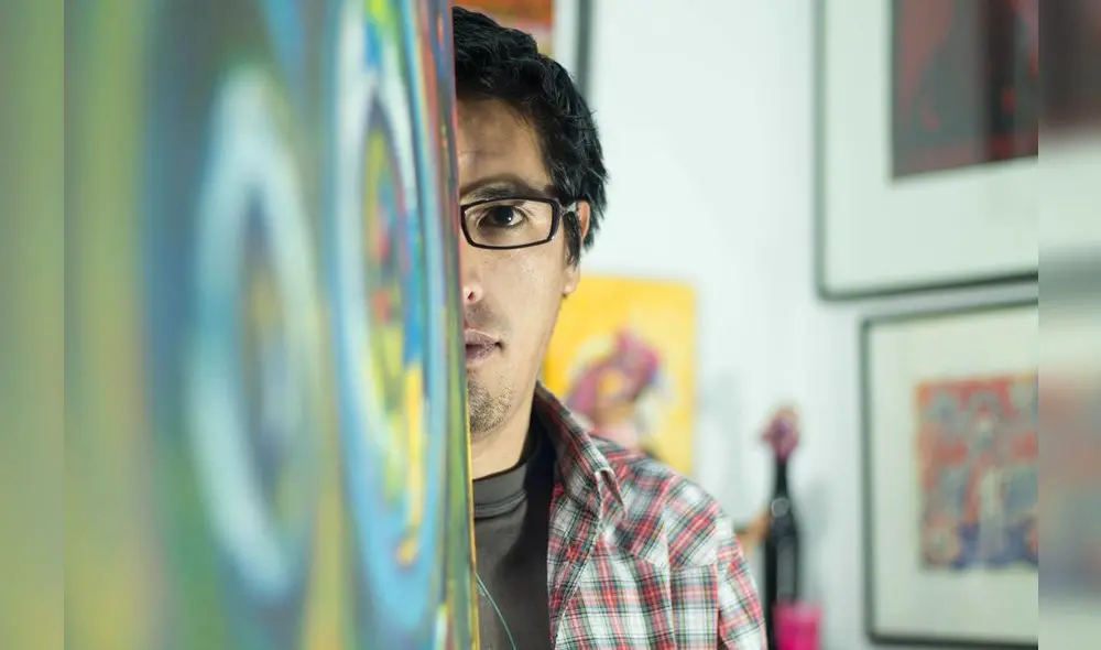 El artista Nilton Vela Dámaso cuyas pinturas buscan recrear los místico y mítico de la geografía del altiplano. El artista Nilton Vela Dámaso cuyas pinturas buscan recrear los místico y mítico de la geografía del altiplano.