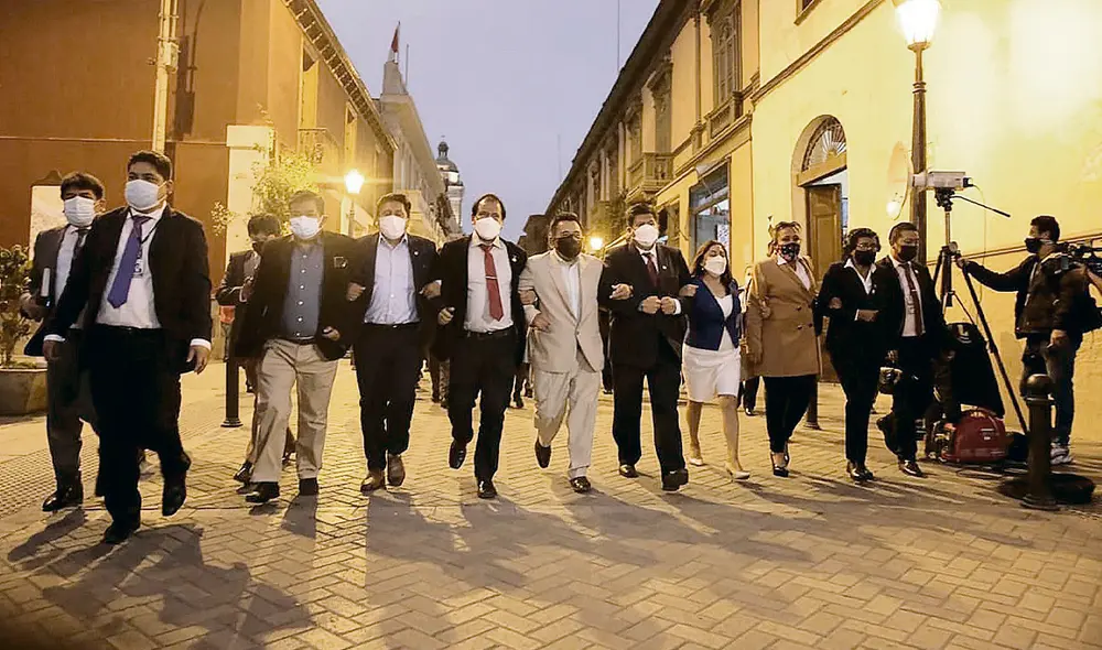 Oficialismo. Pese a sus diferencias, un grupo de Perú Libre coincidió con Fuerza Popular en suspender las primarias. Foto: John Reyes / La República