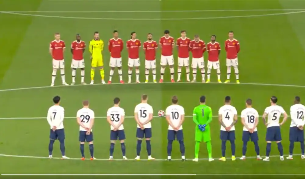 Equipos guardaron unos minutos de silencio en honor a los soldados caídos. Foto: Captura Vídeo de Tottenham