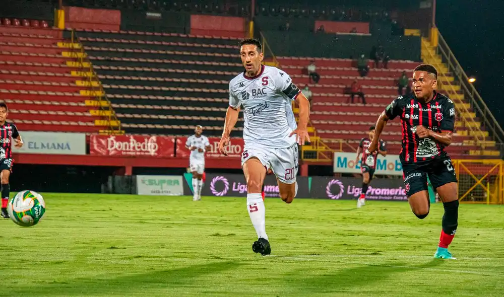 Saprissa y Alajuelense se miden en una nueva edición del clásico de Costa Rica. Foto: Twitter Saprissa y Alajuelense se miden en una nueva edición del clásico de Costa Rica. Foto: Twitter