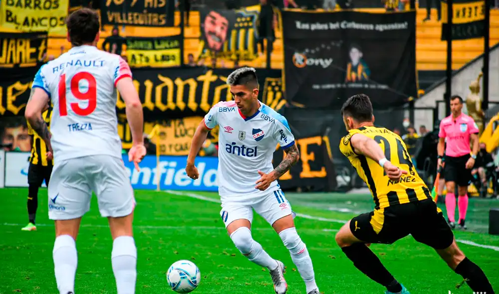 Peñarol y Nacional igualan 0-0 por el clásico uruguayo 2021. Foto: @CampeonatoAUF/Twitter Peñarol y Nacional igualan 0-0 por el clásico uruguayo 2021. Foto: @CampeonatoAUF/Twitter