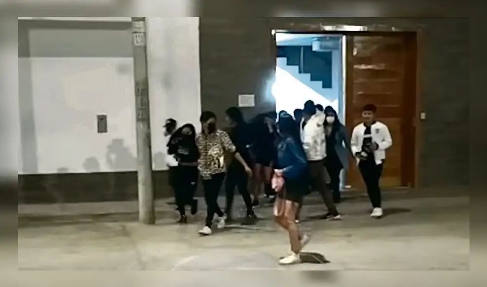 A la mala. Tras intervención, menores huyeron de fiesta.