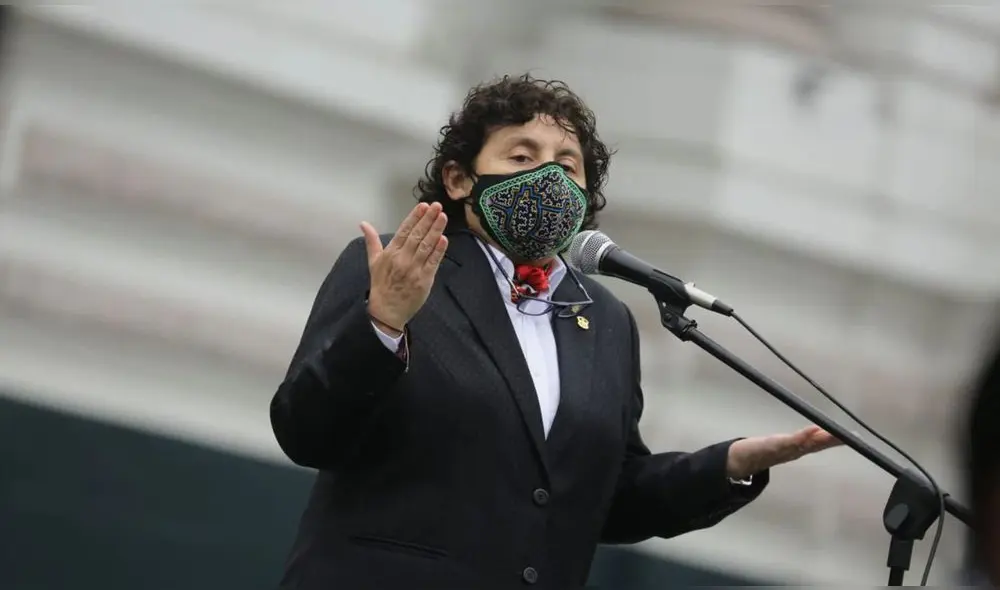 Susel Paredes pide salida de Luis Barranzuela. De no renunciar al Mininter, anuncia que apoyaría una interpelación en el Congreso. Foto: John Reyes/La República Susel Paredes pide salida de Luis Barranzuela. De no renunciar al Mininter, anuncia que apoyaría una interpelación en el Congreso. Foto: John Reyes/La República