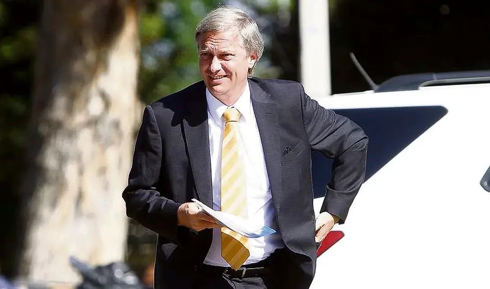 UltraKast. Dirigentes y congresistas del partido oficialista ya declararon públicamente que votarán por José Antonio Kast. Foto: EFE UltraKast. Dirigentes y congresistas del partido oficialista ya declararon públicamente que votarán por José Antonio Kast. Foto: EFE