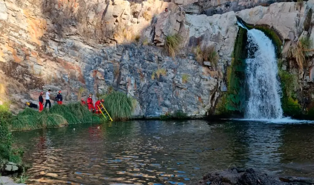 Desaparición se registró el último lunes en las cataratas de Polobaya. Foto: PNP Desaparición se registró el último lunes en las cataratas de Polobaya. Foto: PNP