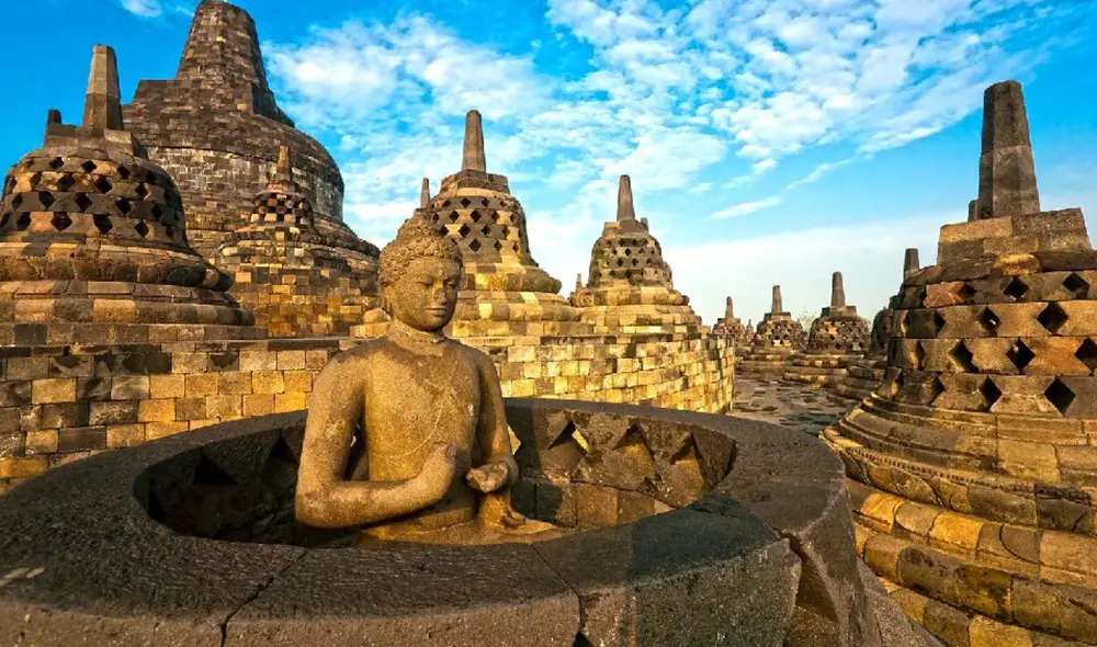 El reino Srivijaya, también conocido como la 'Isla de oro', desapareció inexplicablemente alrededor del siglo XIV. En la foto, la estatua de Buda más grande del mundo en Indonesia. Foto: Luciano Mortula