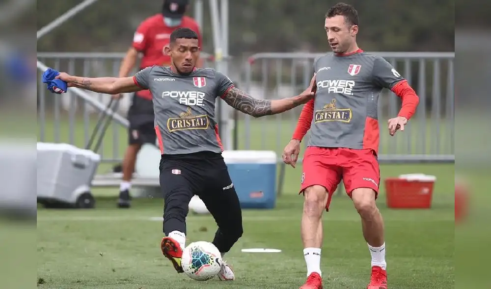 Selección peruana: Chritofer Gonzáles se unió a los entrenamientos tras estar ausente el primer día. Foto: FPF
