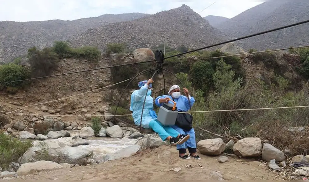 Vacunación en caseríos de Virú. Foto: Iván Orbegoso/La Industria