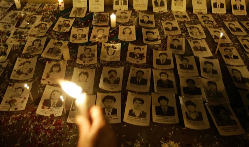 Familiares de las víctimas continúan pidiendo justicia por sus víctimas. Foto: EFE Familiares de las víctimas continúan pidiendo justicia por sus víctimas. Foto: EFE