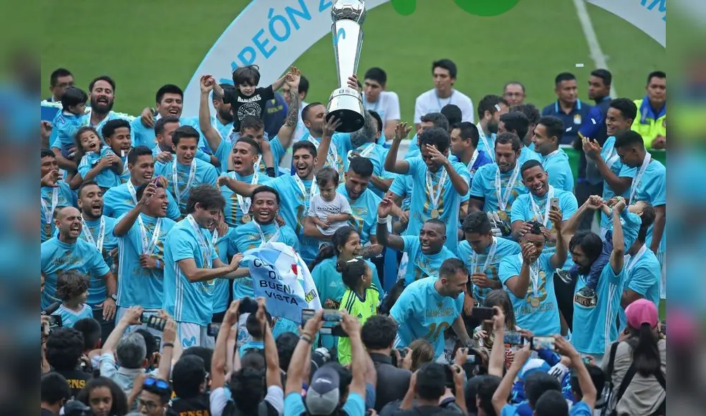 Sporting Cristal consiguió su estrella 19 en una de las mejores campañas de su historia. Fuente: Andina Sporting Cristal consiguió su estrella 19 en una de las mejores campañas de su historia. Fuente: Andina