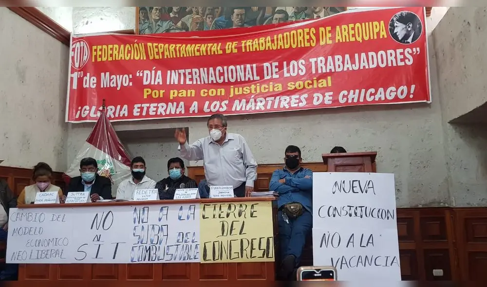 Manifestantes se movilizarán por las diferentes calles de Arequipa. Foto: URPI/Alexis Choque Manifestantes se movilizarán por las diferentes calles de Arequipa. Foto: URPI/Alexis Choque