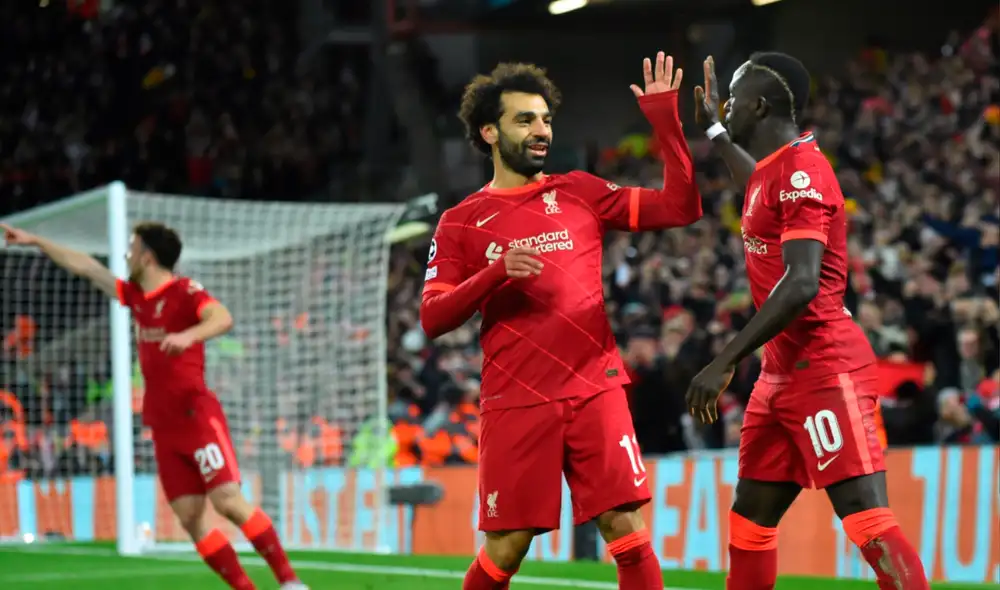 Los reds se fueron al descanso con el marcador arriba gracias a los goles de Mané y Jota. Foto: EFE