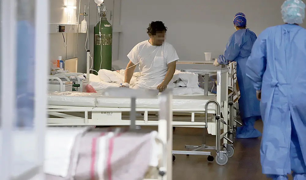 Cuidado. La ocupación de camas UCI en Piura bordea el 80%. En Sullana no hay ninguna. Foto: Clinton Medina / La República