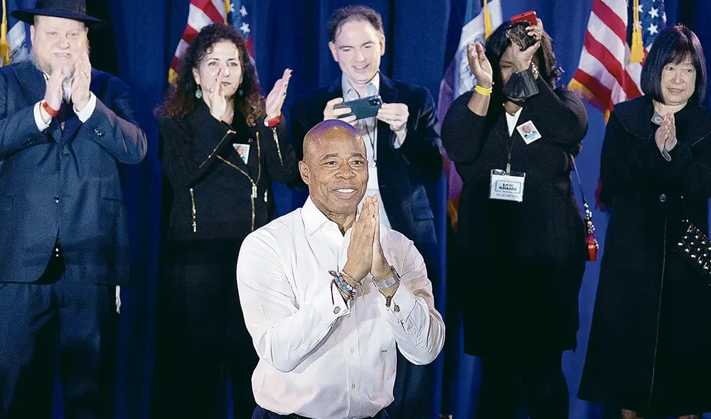 Gracias Nueva York. Eric Adams en su discurso de agradecimiento. Logró el 66% de los votos. Foto: EFE