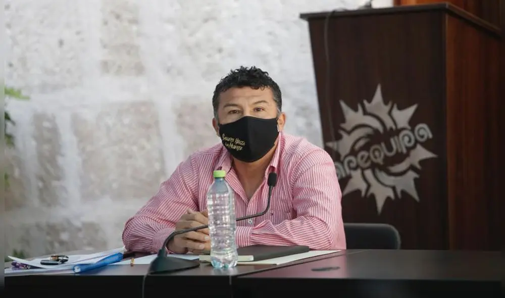 Zúñiga retornó sus funciones como consejero tras detención de 10 días. Foto: Rodrigo Talavera/La República