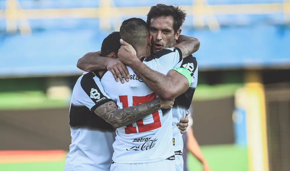 Olimpia y Guaireña EN VIVO por la Copa Paraguay. Foto: Twitter Olimpia Olimpia y Guaireña EN VIVO por la Copa Paraguay. Foto: Twitter Olimpia