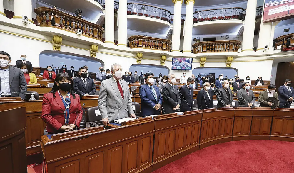 El cambio a última hora de Avelino Guillén por Luis Barranzuela en el Ministerio del Interior facilitó que APP y Acción Popular respalden al gabinete.
Así obtuvieron la confianza. Foto: difusión