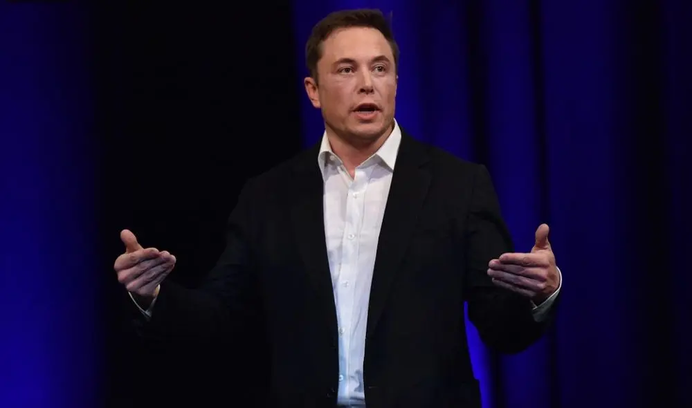 Elon Musk debe la mayor parte de su fortuna a su tenencia del 21% de las acciones de Tesla. Foto: AFP