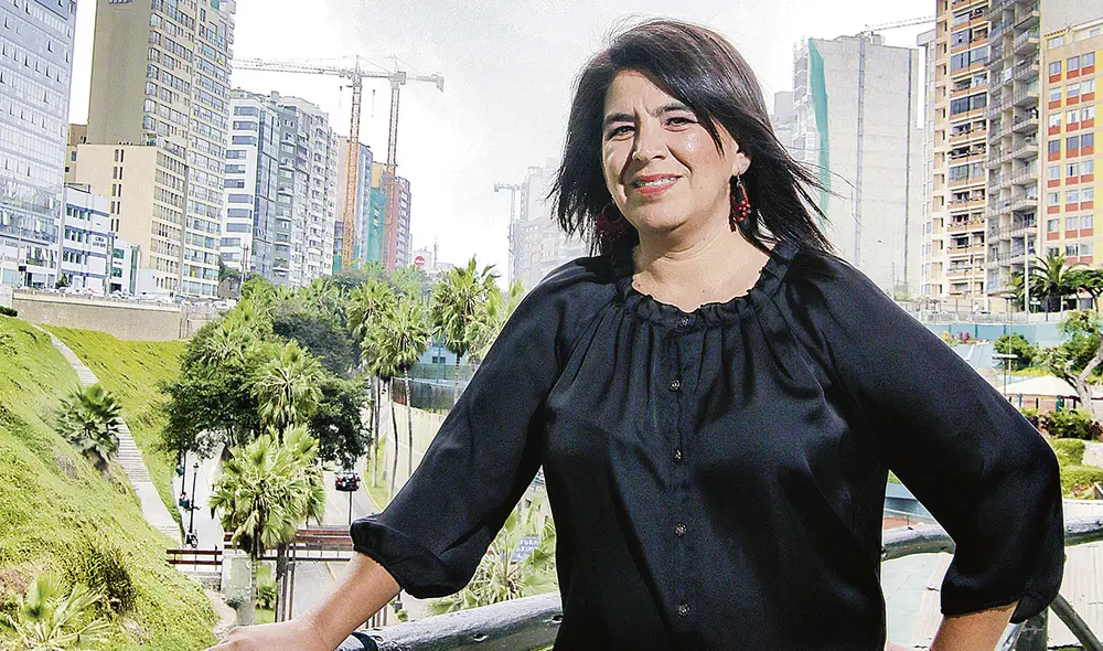 La periodista recibió el Premio al Coraje en Periodismo 2021, otorgado por la Fundación Internacional de Mujeres en Medios de Comunicación. Foto: difusión