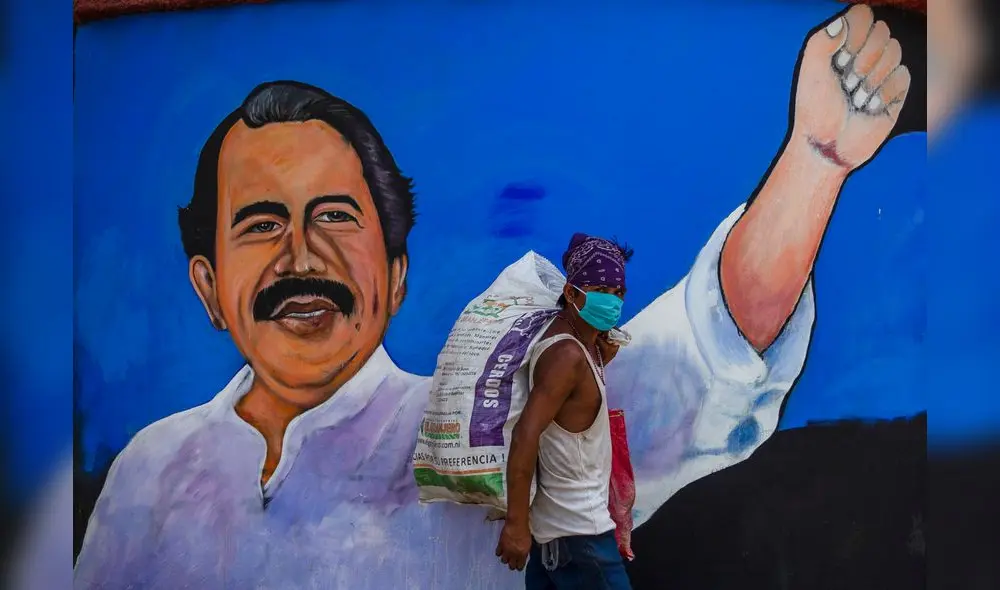 Un mural que representa al presidente de Nicaragua, Daniel Ortega, en Managua. Foto: Inti Ocon/AFP