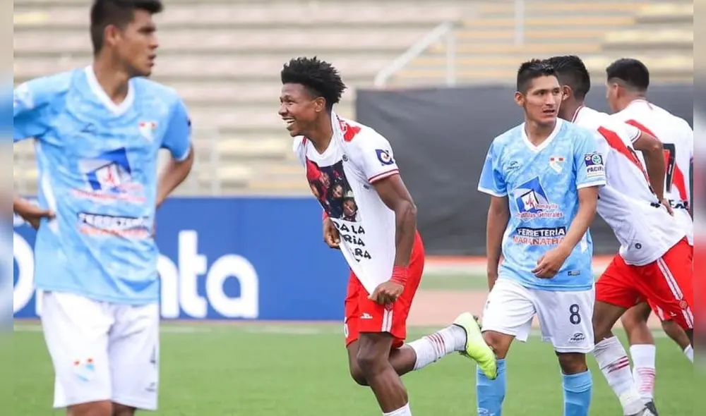 Alfonso Ugarte de Puno en los últimos minutos volteó el partido por 2 a 1 a ADT de Tarma. Foto: Copa Perú