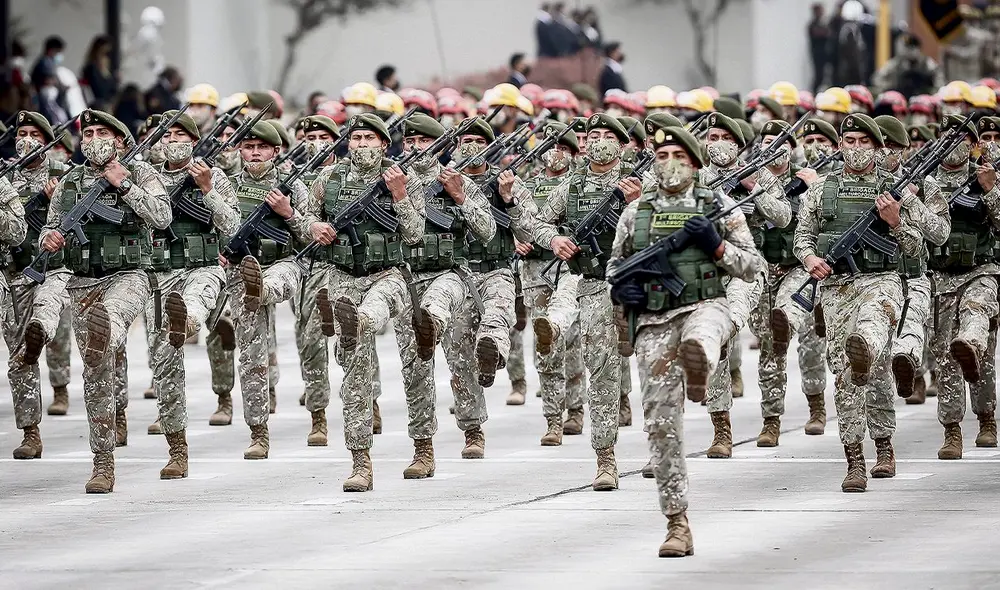 José Vizcarra detalló que los oficiales recomendados fueron los coroneles Carlos Ramiro Sánchez Cuahuancama y Ciro Bocanegra. Foto: La República