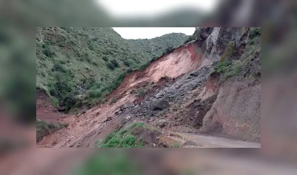 Huaicos en la sierra en época de lluvias interrumpen carreteras. Foto: difusión Huaicos en la sierra en época de lluvias interrumpen carreteras. Foto: difusión