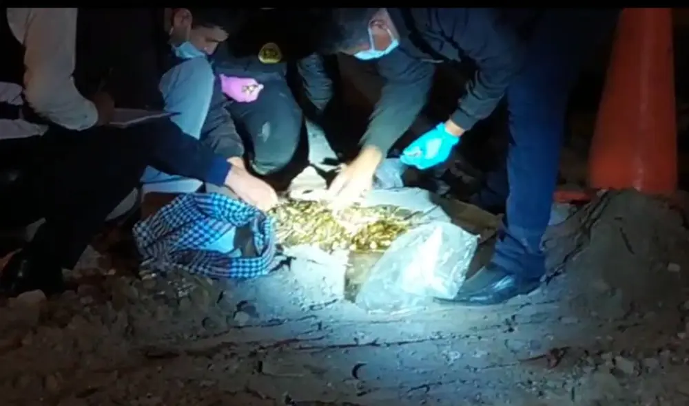 Las balas estaban dentro de bolsas de mercado. Foto: Captura Radio Uno