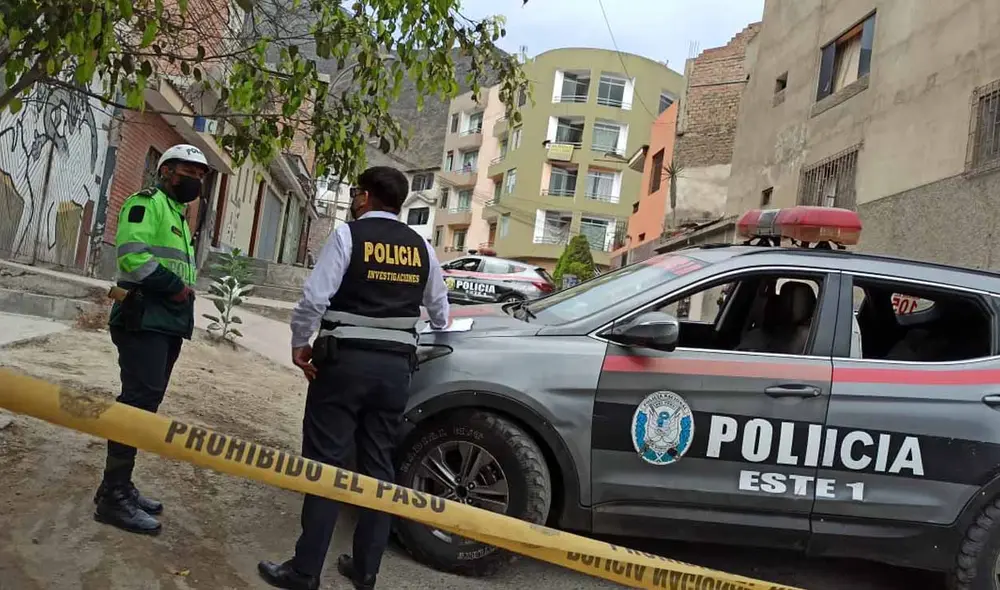 Agentes de la PNP y peritos ya están en el lugar de los hechos para recabar información. Foto: Deysi Portuguez/ URPI-LR