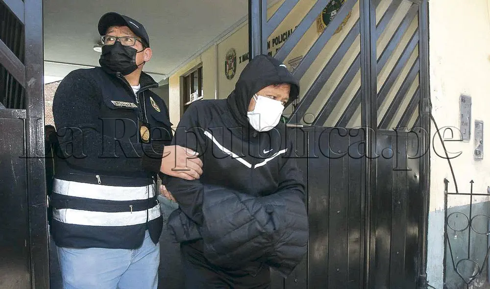 Encierro. Agustín Luque, dijo en audiencia que pidió a la Virgen que ilumine al magistrado a fin que tome la mejor decisión. Foto: Juan Carlos Cisneros/La República Encierro. Agustín Luque, dijo en audiencia que pidió a la Virgen que ilumine al magistrado a fin que tome la mejor decisión. Foto: Juan Carlos Cisneros/La República