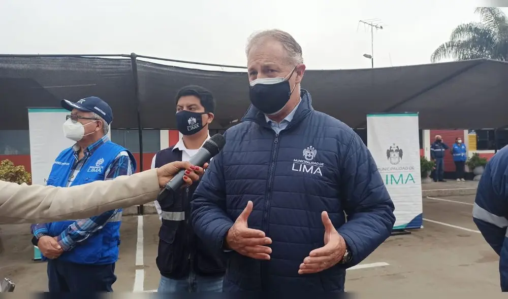 El burgomaestre afirmó que el acto debería ser investigado de forma rápida e incluir a Bruno Pacheco Castillo, secretario general del presidente, quien habría presionado para los nombramientos. Foto: Greysi Portuguez/URPI-LR