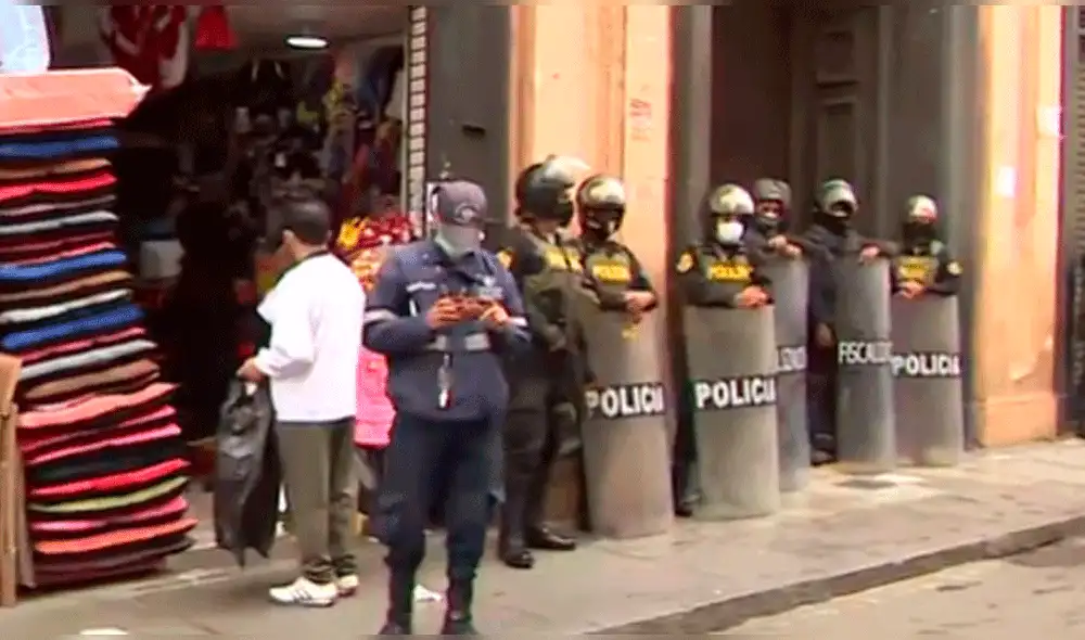 Locales de venta ilegal de animales en el Cercado de Lima serían clausurados definitivamente. Foto: captura / Canal N