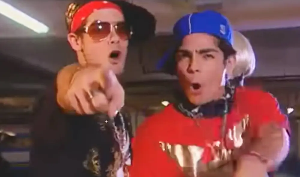 Andrés Wiese y Erick Elera son los intérpretes de "El rap del gringo atrasador", popular tema de Al fondo hay sitio. Foto: captura de América TV