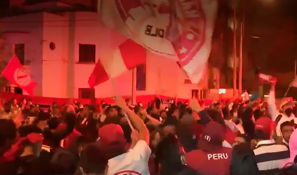 Este jueves 11 de noviembre se jugará el encuentro entre Perú y Bolivia. Foto: Captura América Deportes Este jueves 11 de noviembre se jugará el encuentro entre Perú y Bolivia. Foto: Captura América Deportes
